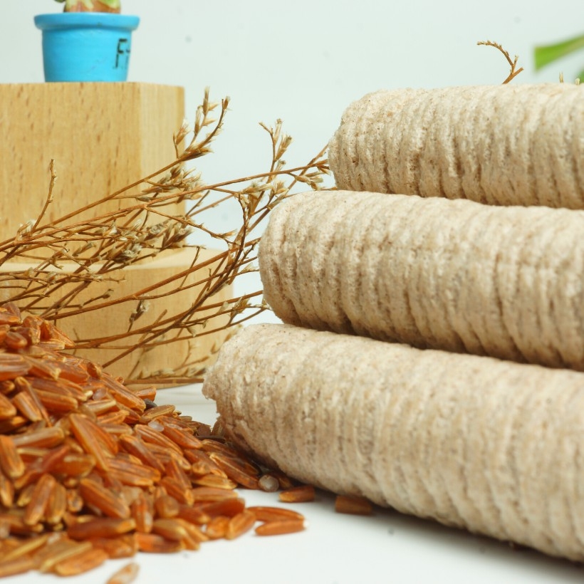 Bánh gạo lứt đậu đỏ hạt sen GUfoods 150g - Ăn kiêng, Thực dưỡng, Thuần tự nhiên